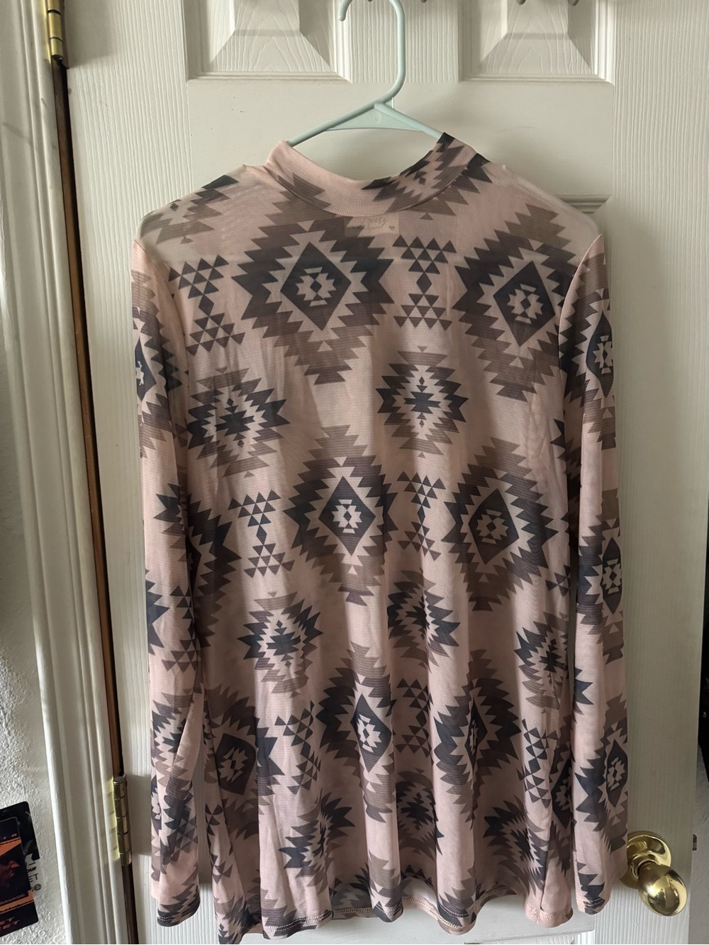 Avery Aztec Print Long Sleeve Top - Blush & Gray